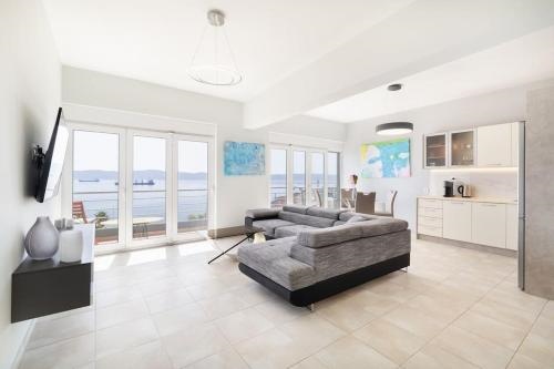 Peaceful modern appartment near Lavrio port