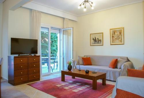 The fir trees house ?? ????? ?? ?? ?????