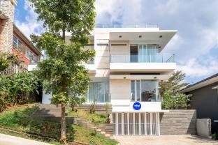 Rehat at Villa Golf Island Dago Resort I