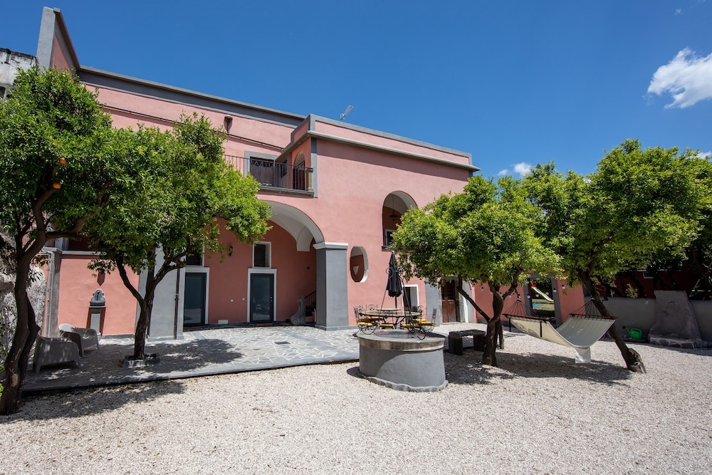 Palazzo D'aquino - Family Room With Bathroom