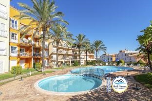 BnB Homes Apartment with cozy Terrace & Swim pools