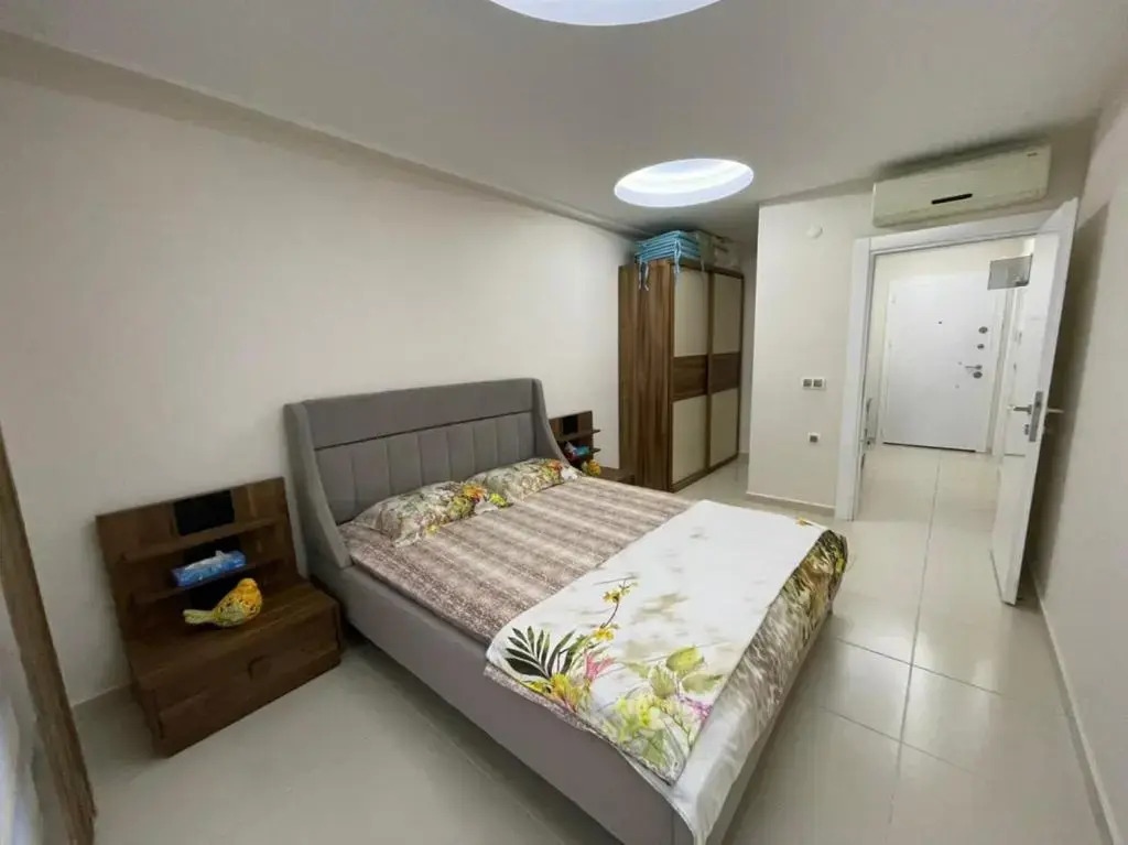 LUXURY 1+1 with pool, sauna 200m to the beach