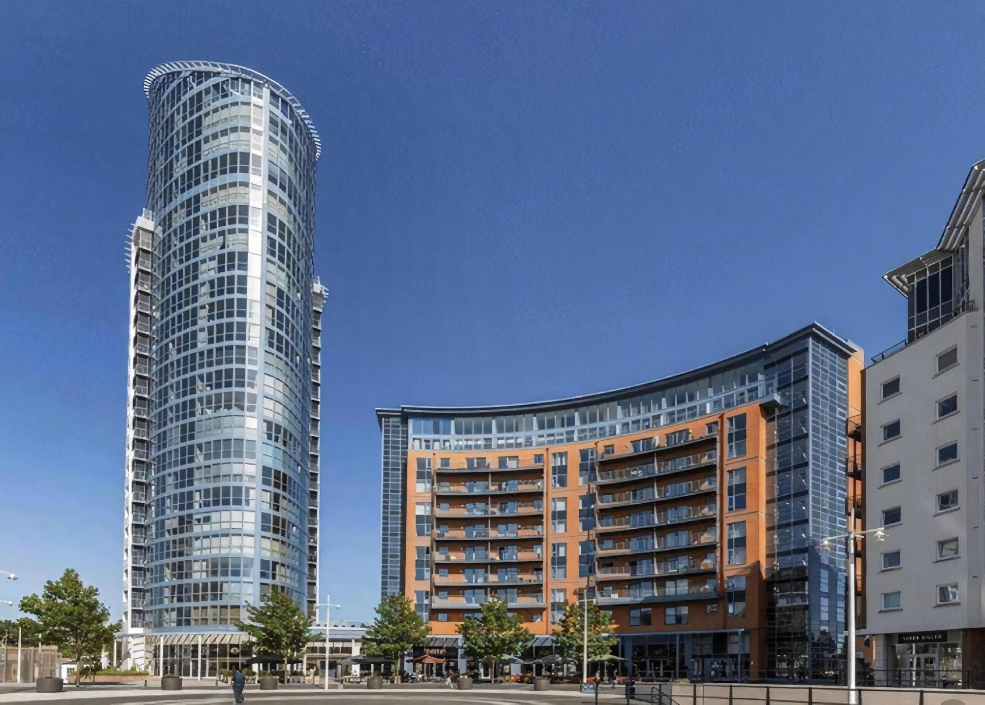 Esa Gunwharf Quays