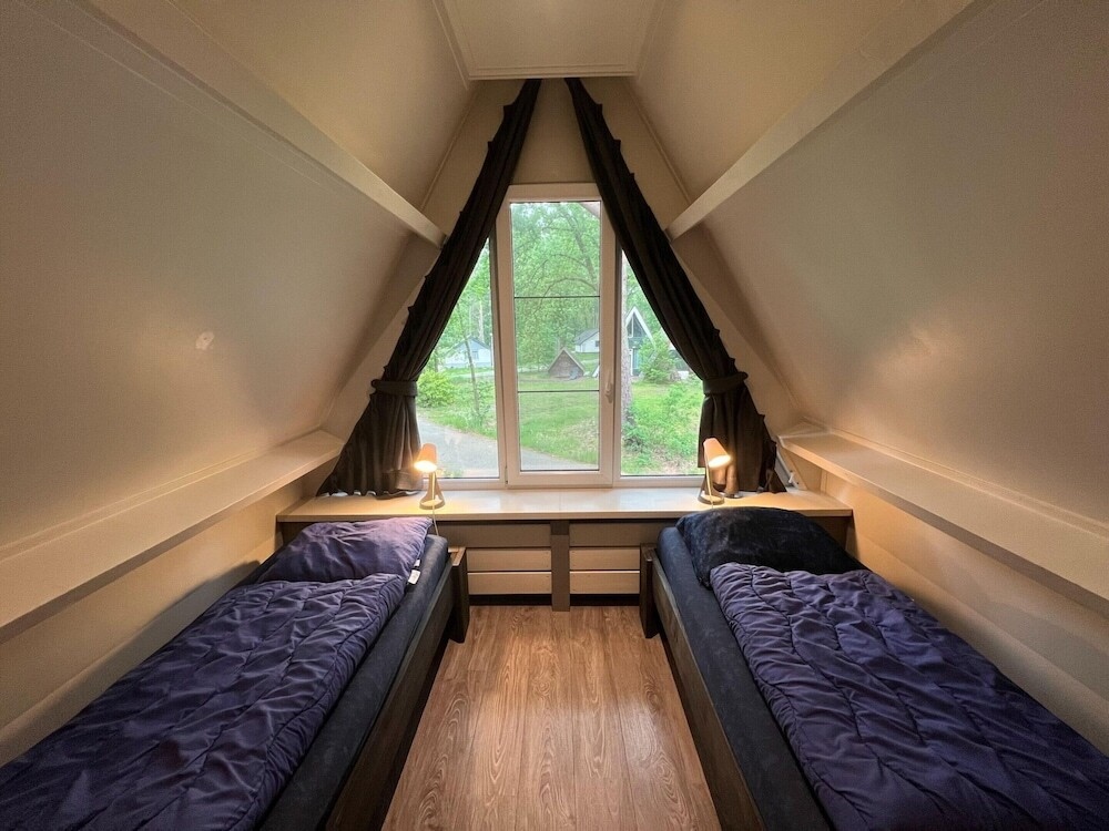 Bungalow in Limburg Near Nature Reserves