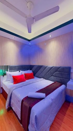 Rezala Restaurant Catering & Residence