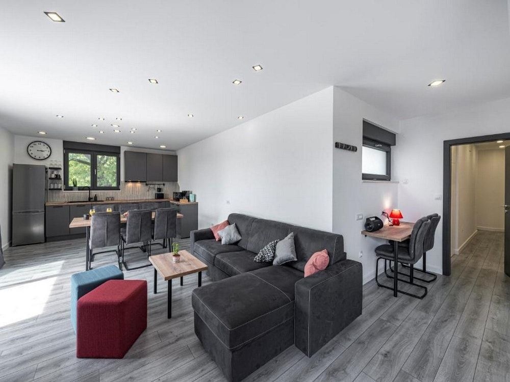 Family Holiday Home Nest