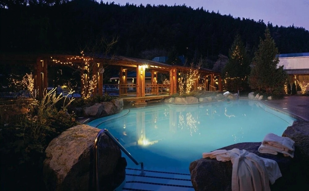 Mountain View Spa Retreat