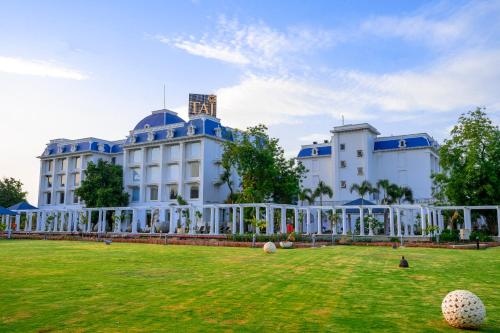 Taj Gandhinagar Resort & Spa