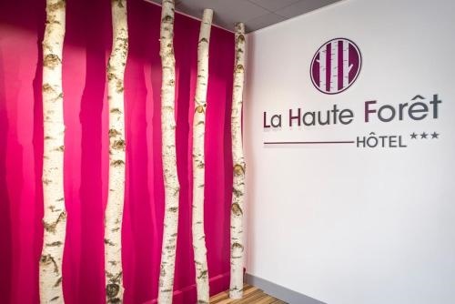 Logis Hôtel Restaurant La Haute Forêt