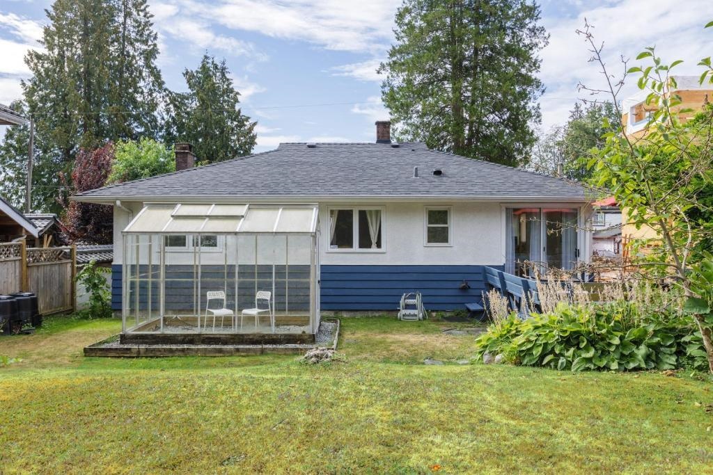 Spacious 3 Bedroom Property In North Vancouver