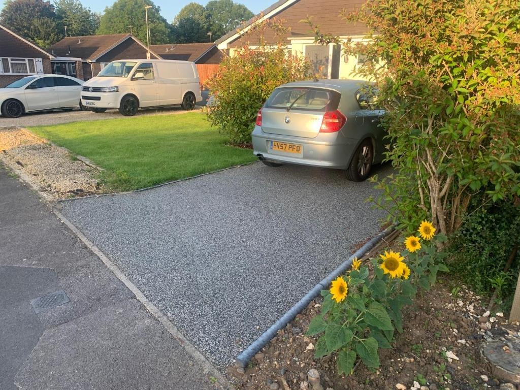 Impeccable Bungalow In Fair Oak, Hampshire