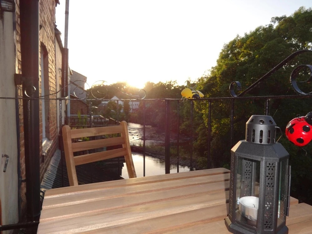 Riverbank Cottage Lake District, Double Balcony