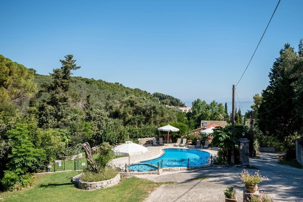 Nikiforos Apartments by Konnect, Mesongi