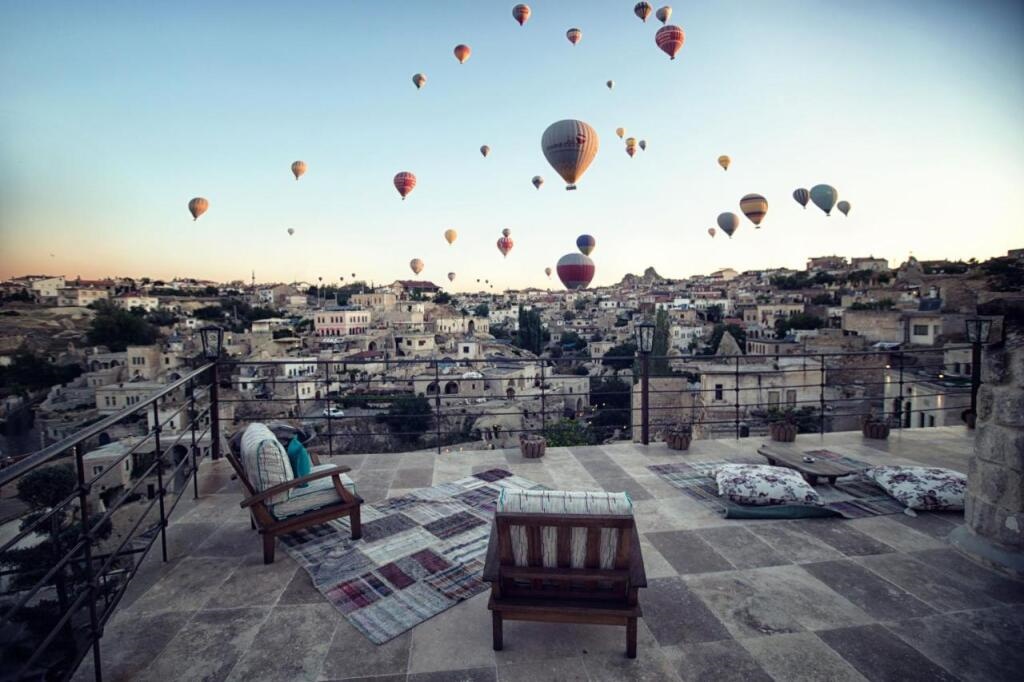 Elika Cave Suites Hotel & Spa