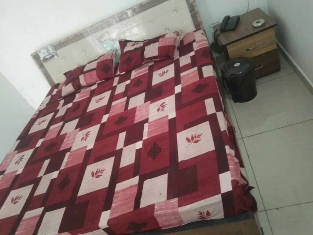 Oyo 700124 Shri Yadhavanshi