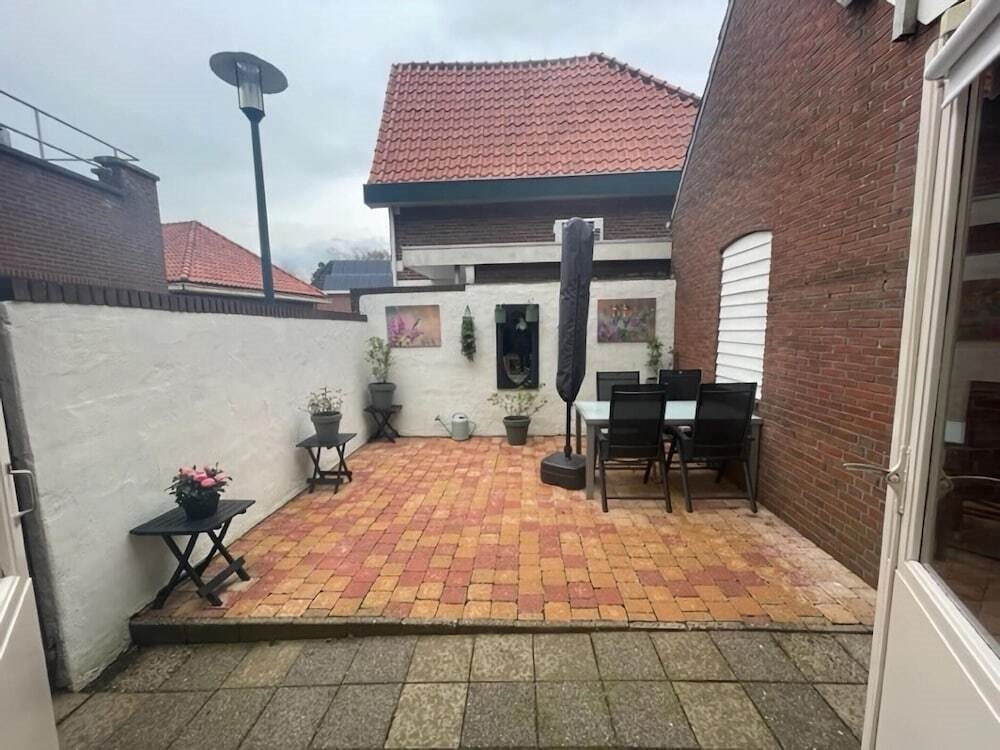 Comfy Groenlo Apartment With Garden