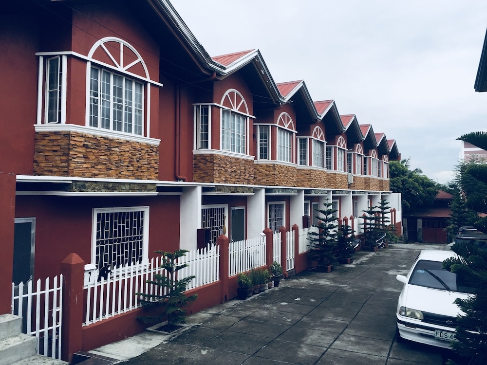 Luzville Residences
