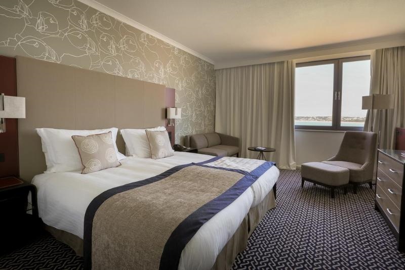 Radisson Blu Waterfront Hotel, Jersey
