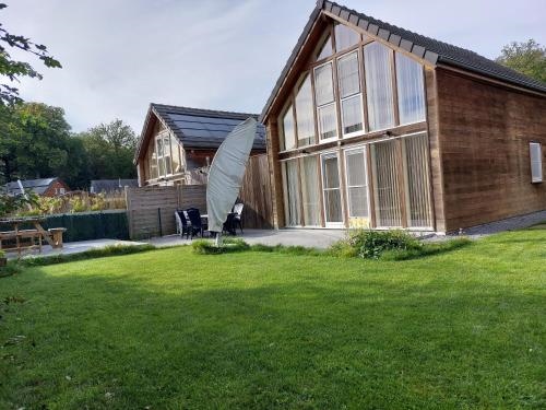 Maison 3 Chambres À 200 M De La Plage Des Barrages De L Eau D Heure