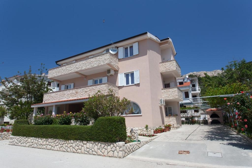 Apartments Hrgovcic