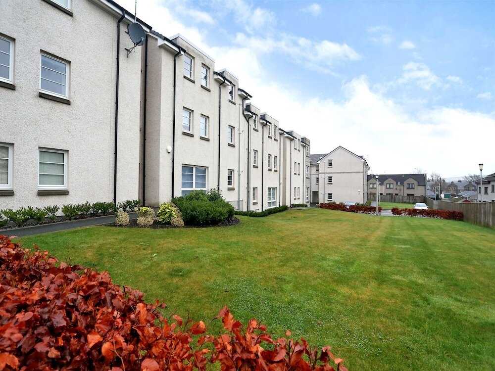 Comfortable Inverurie Home Close To Train Station