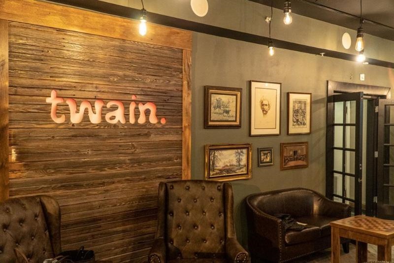 voco THE TIGER HOTEL, COLUMBIA, MO