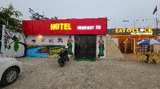 Hotel O Highway On