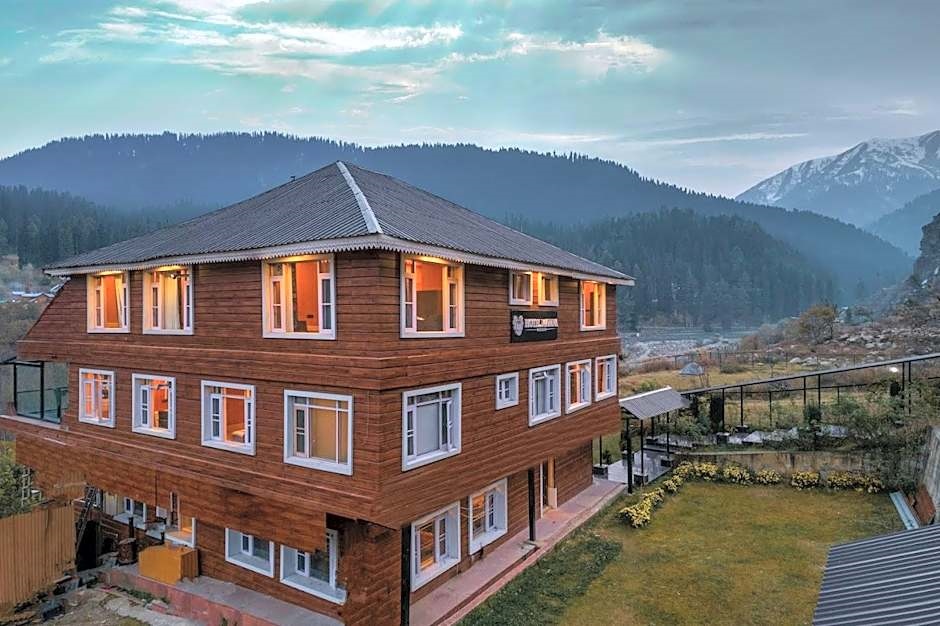 Hotel Marina Drung Waterfall By Stay Pattern