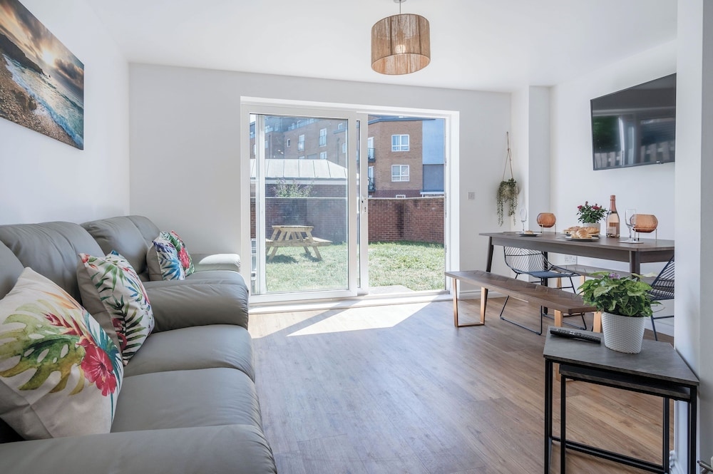 Swn Y Mor 4 Bedroom Llanelli