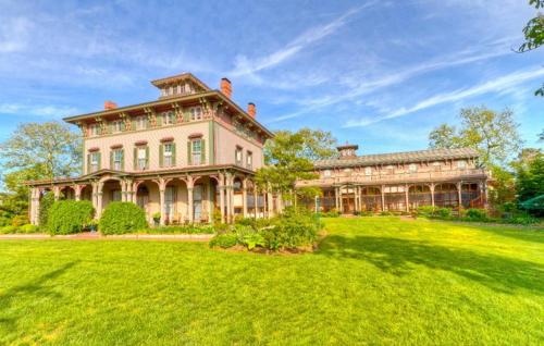 The Southern Mansion
