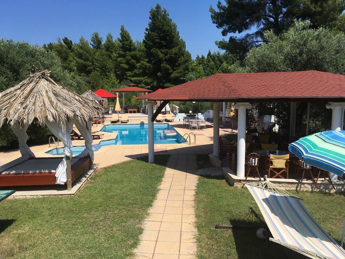 Villa Askamnia and Suites