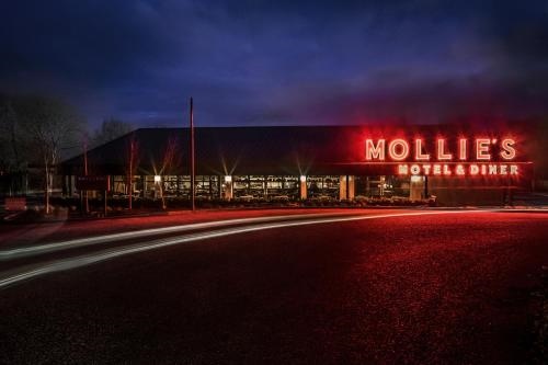 Mollie's Motel and Diner
