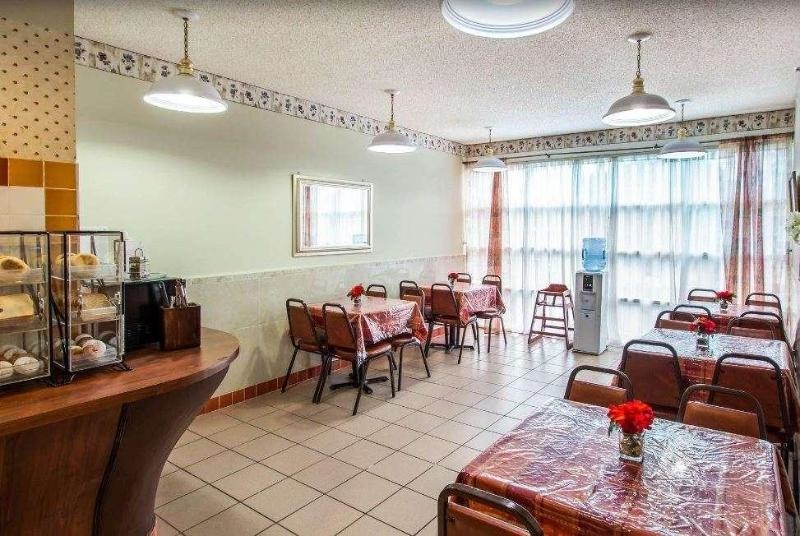 Belmont Inn & Suites