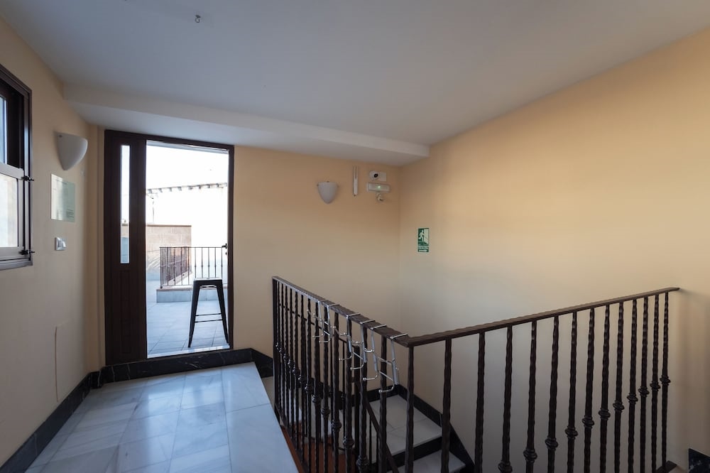 Apartamentos Reyes Católicos