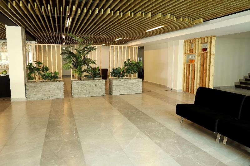 Best Western Azure Airport