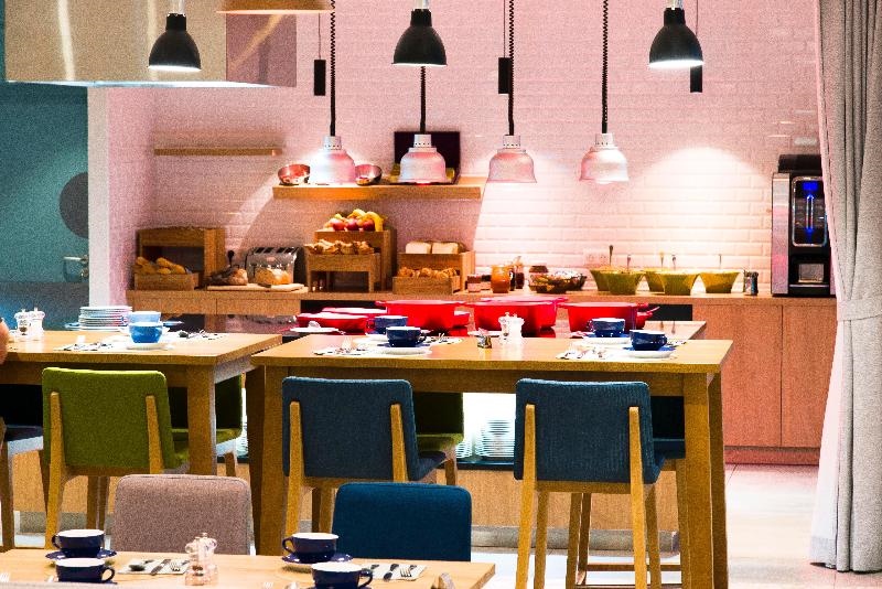 Holiday Inn Calais-Coquelles by IHG