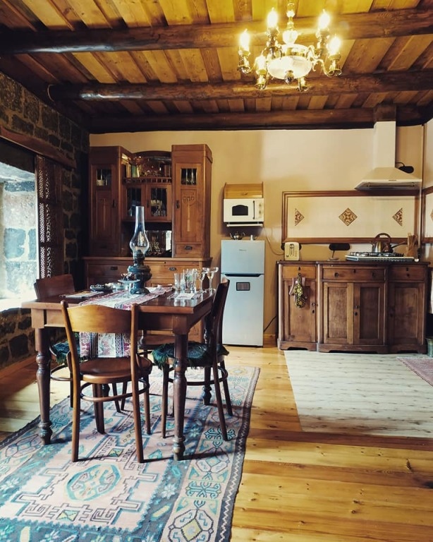 Hye Aspet Հայ Ասպետ