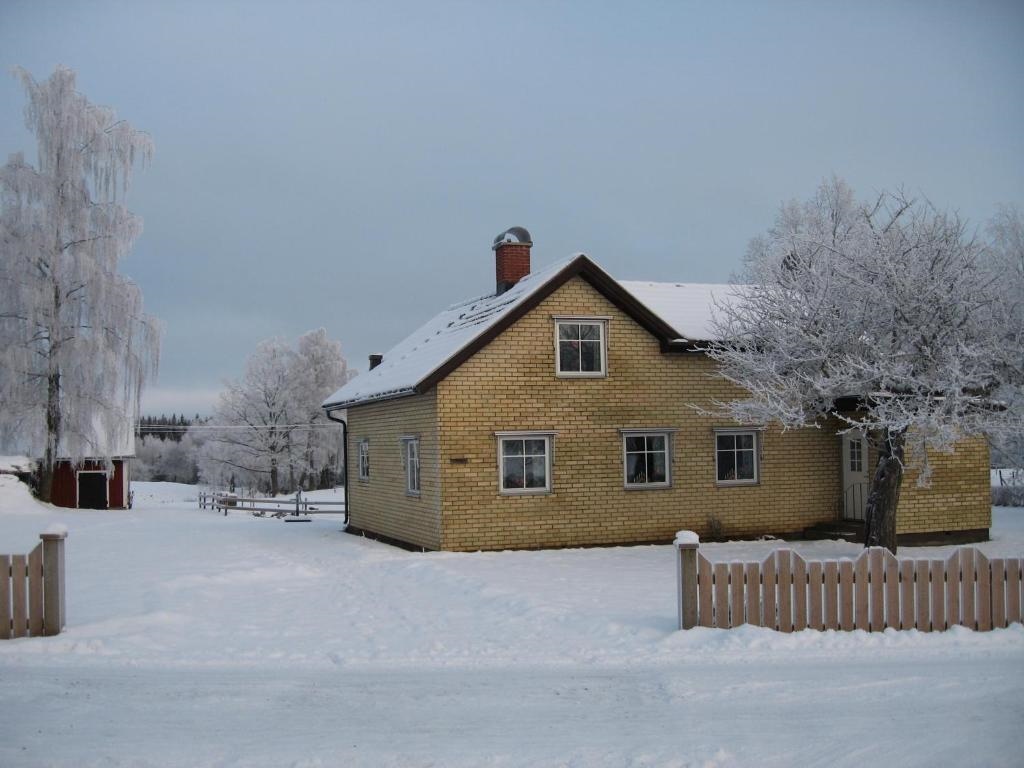 Flahult Holiday Home