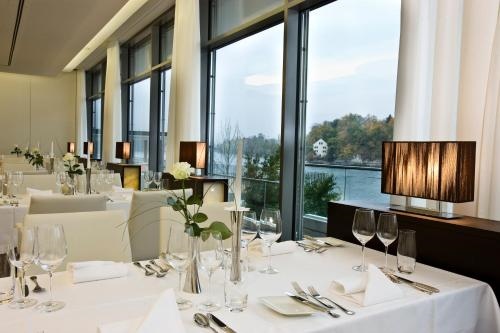 Park-Hotel Am Rhein - Gesundheitshotel Und Residenzen (Adults Only)
