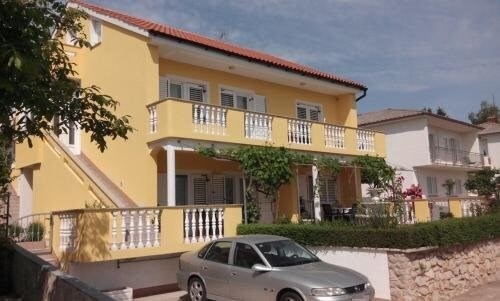 Apartments Hudoletnjak