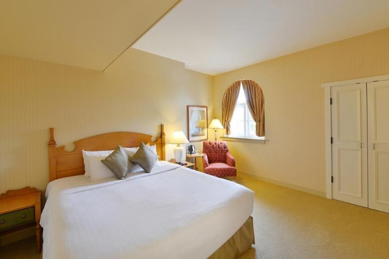 St. Eugene Golf Resort & Casino