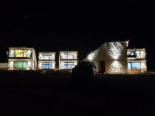 Muan Viento Sol Beach Pension