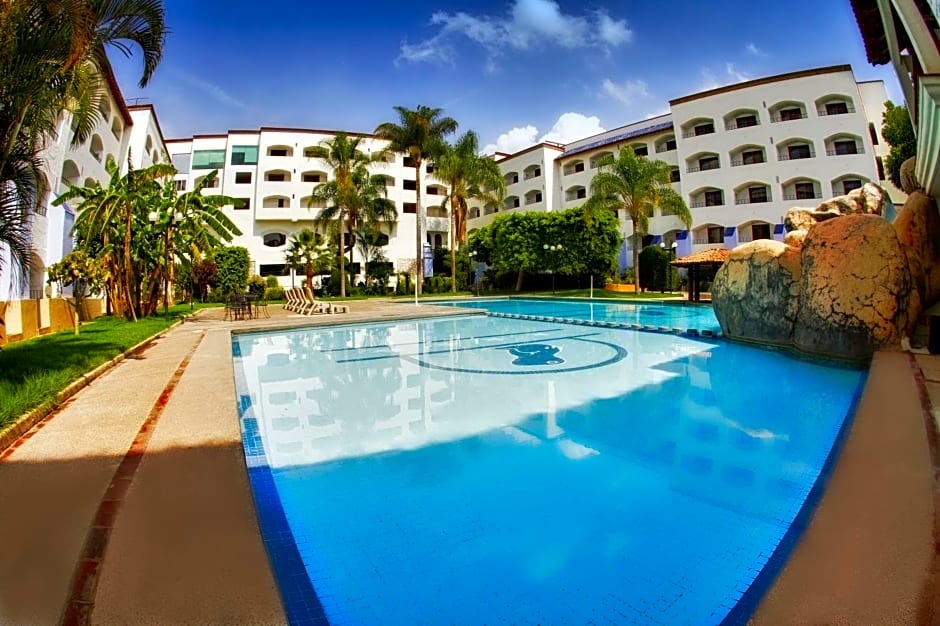 Hotel Gran Plaza & Convention Center