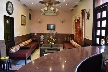 OYO 11204 Hotel RG Palace