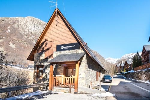 Apartamentos SNO Mont Romies Unhola