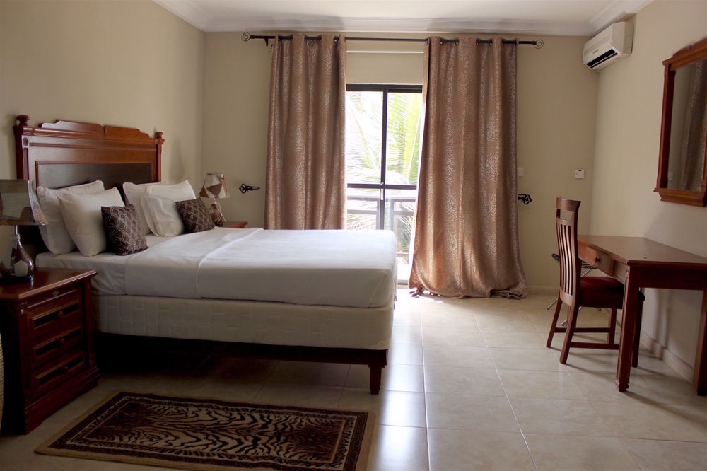 Seafront Residence & Hotel