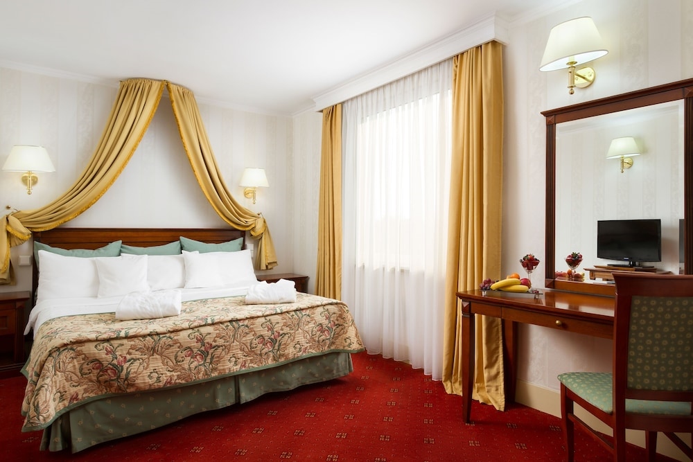 Mcc Mazurkas Conference Centre & Hotel