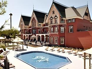 PortAventura Hotel Lucy's Mansion