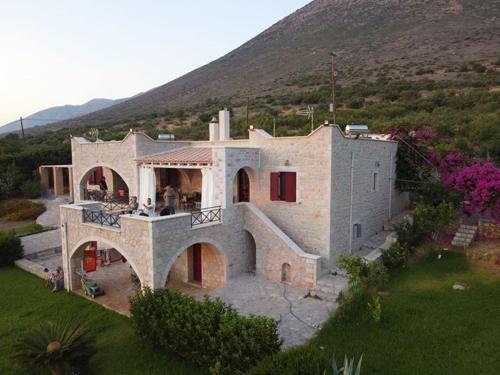 Sofia Mina Green Villa