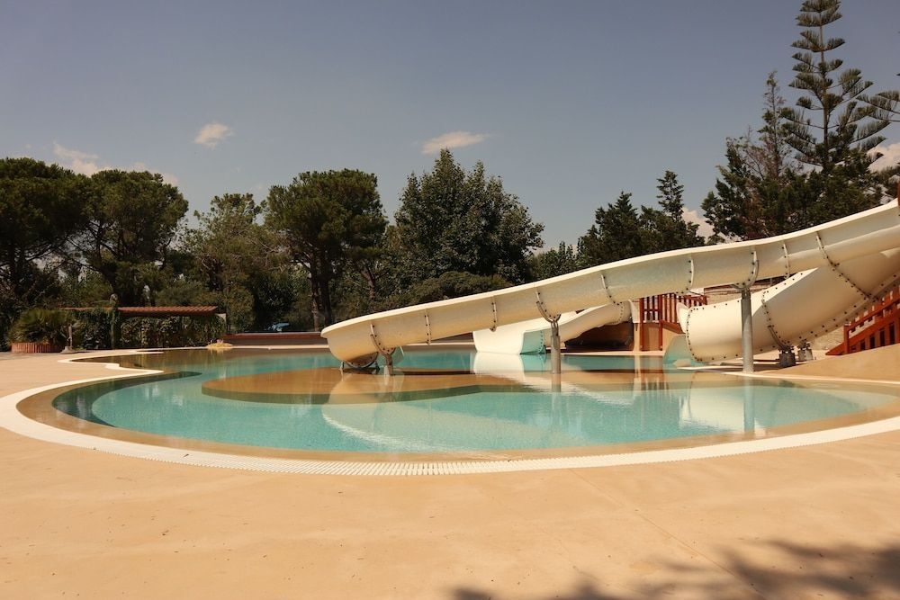 Happy Camp In Camping Village Paestum